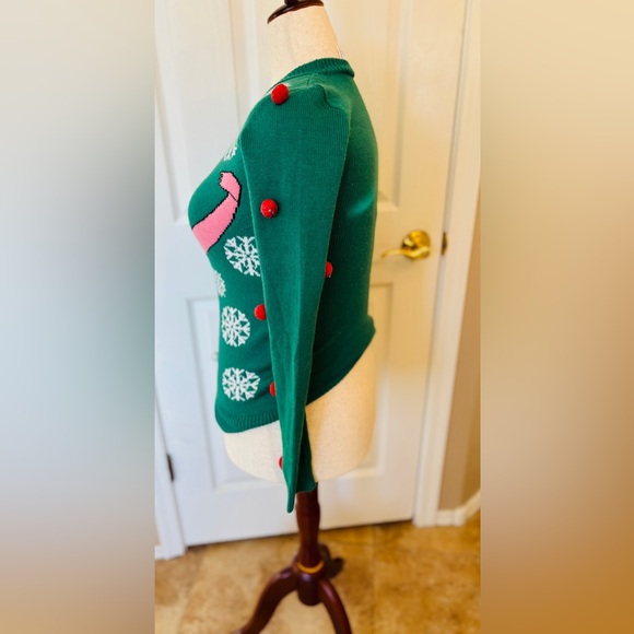 With Love Derrick Flamingo Green Christmas Sweater Women’s Small Style #104317 - Picture 4 of 11